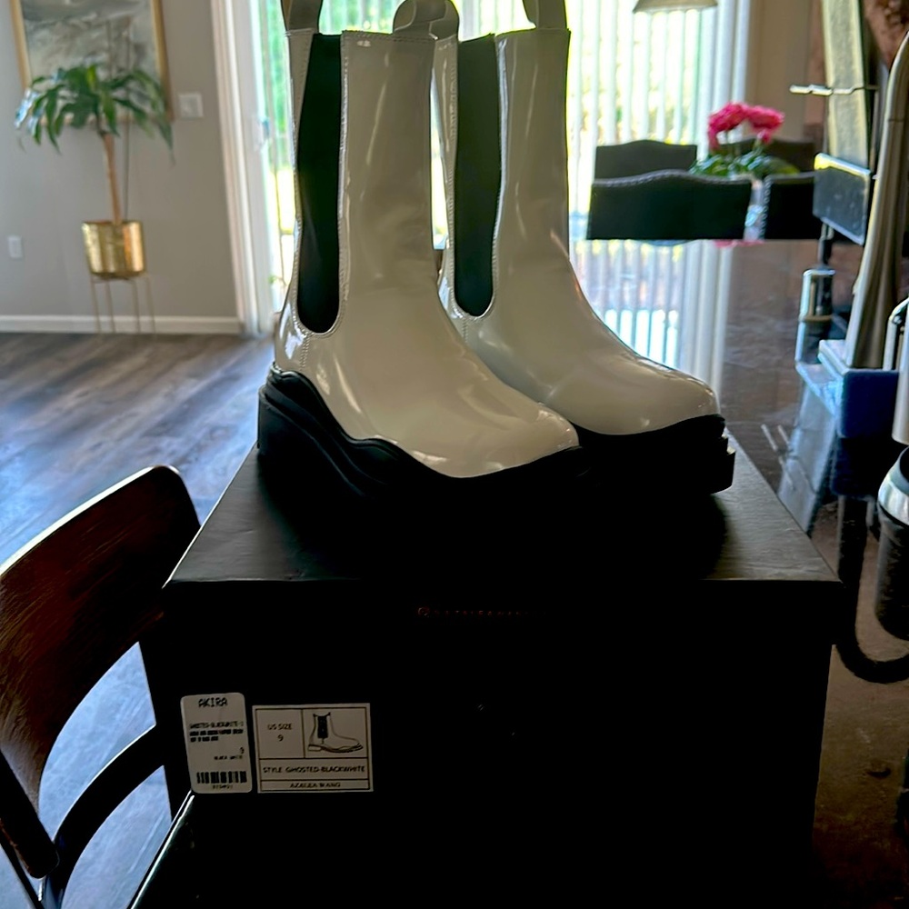 NIB Akira Azalea Wang ghosted black and white patent leather boots. Size 9.